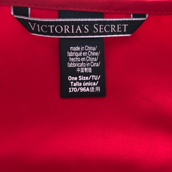 Victoria Secret Robe - Picture 4 of 6